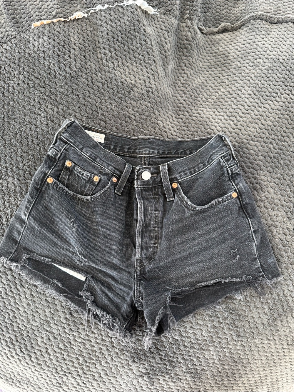 Black Distressed High-Rise Levi’s 501 Women’s Denim Shorts